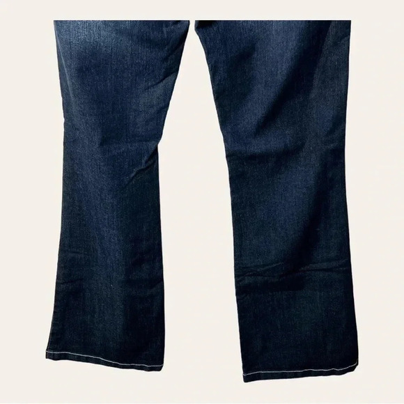 0847. MAURICES DENIM JEANS‎ SIZE 3/4 REGULAR DARK WASH IN COLOR - Picture 9 of 9